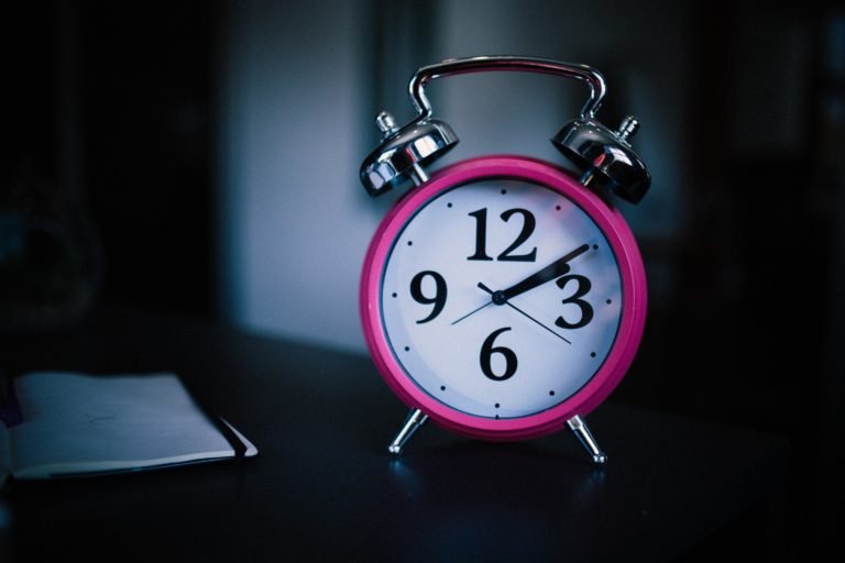 table clock