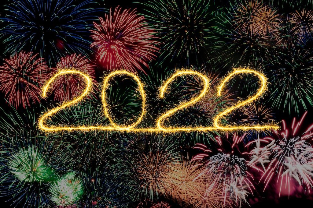 2022 New Year Fireworks (Photo by Moritz Knöringer on Unsplash)