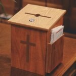 Offering box photo by Leiada Krozjhen on Unsplash